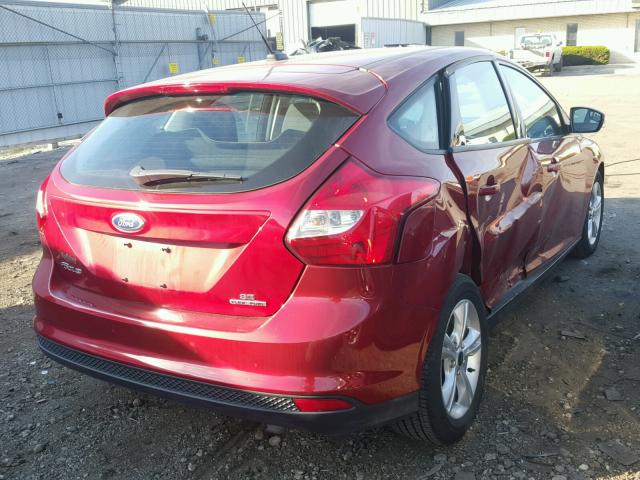 1FADP3K23EL323578 - 2014 FORD FOCUS SE RED photo 4