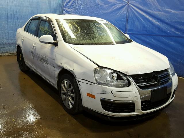 3VWRZ7AJ9AM054812 - 2010 VOLKSWAGEN JETTA SE WHITE photo 1