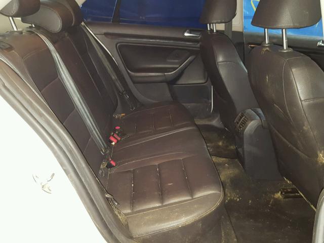 3VWRZ7AJ9AM054812 - 2010 VOLKSWAGEN JETTA SE 白色 照片 6