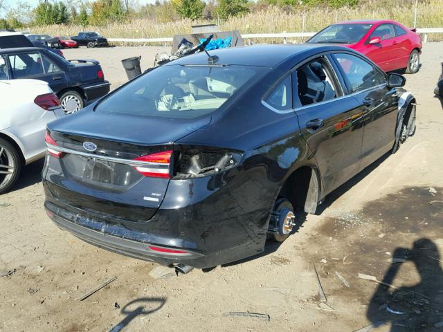 3FA6P0HDXHR334227 - 2017 FORD FUSION SE BLACK photo 4