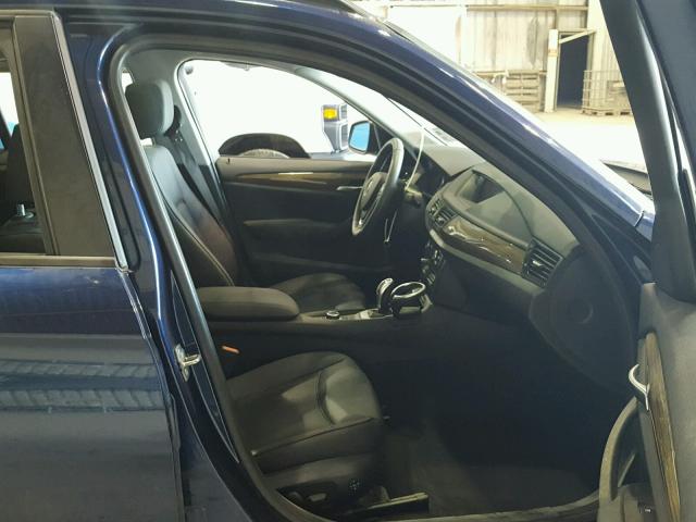 WBAVM1C54DVW44081 - 2013 BMW X1 SDRIVE2 BLUE photo 5