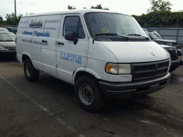 2B7HB11X4TK163722 - 1996 DODGE RAM VAN B1 WHITE photo 1