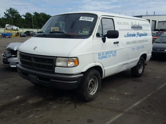 2B7HB11X4TK163722 - 1996 DODGE RAM VAN B1 WHITE photo 2