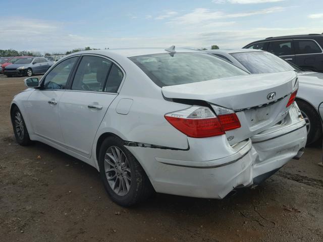 KMHGC4DE7BU145188 - 2011 HYUNDAI GENESIS 3. WHITE photo 3