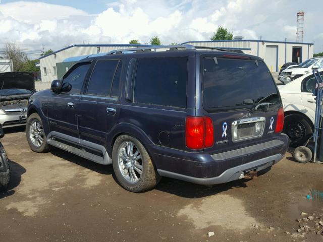5LMPU28LXWLJ10731 - 1998 LINCOLN NAVIGATOR BLUE photo 3