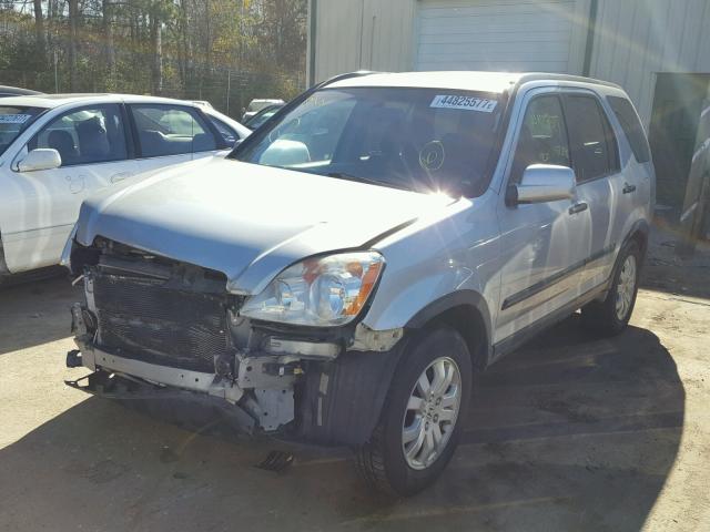 JHLRD78885C045517 - 2005 HONDA CR-V SILVER photo 2