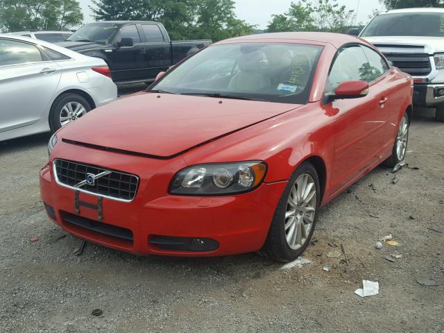 YV1MC68287J015216 - 2007 VOLVO C70 T5 RED photo 2