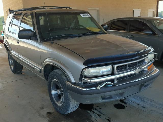 1GNCS13W81K237247 - 2001 CHEVROLET BLAZER TAN photo 1