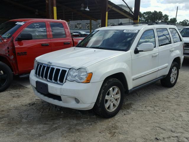 1J8HS58N38C232895 - 2008 JEEP GRAND CHER WHITE photo 2