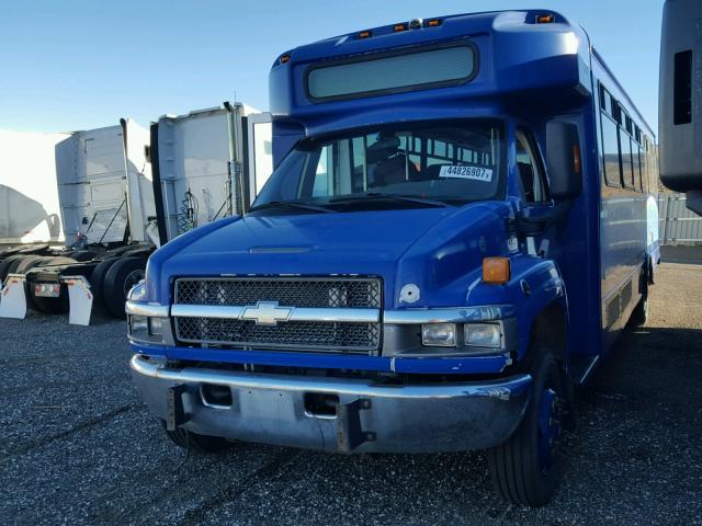 1GBJ5V1997F418715 - 2007 CHEVROLET C5500 C5V0 BLUE photo 2