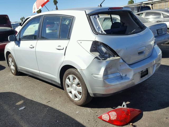 3N1BC13E48L386372 - 2008 NISSAN VERSA S SILVER photo 3