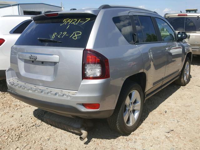 1C4NJCBA0GD705071 - 2016 JEEP COMPASS SP 银色 照片 4