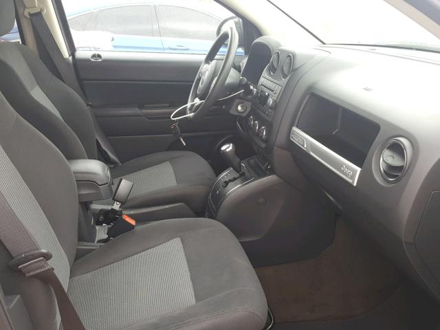 1C4NJCBA0GD705071 - 2016 JEEP COMPASS SP 银色 照片 5