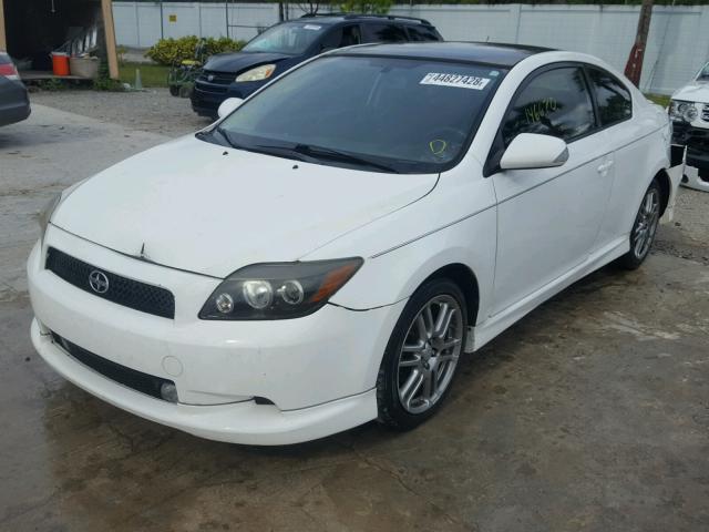 JTKDE3B71A0314524 - 2010 TOYOTA SCION TC 白色 照片 2