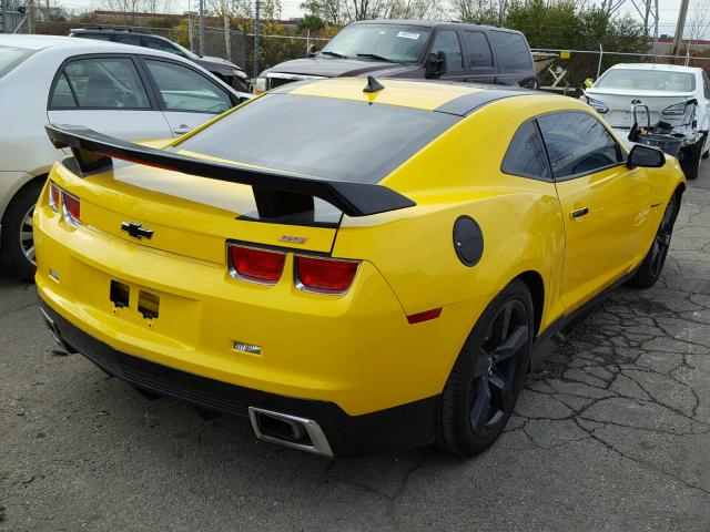 2G1FK1EJ6A9129503 - 2010 CHEVROLET CAMARO SS YELLOW photo 4