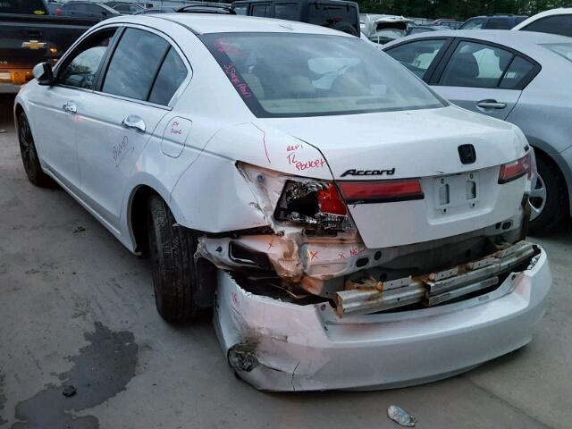 1HGCP3F8XBA032394 - 2011 HONDA ACCORD EXL WHITE photo 3