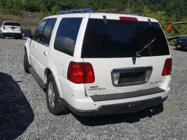 5LMFU28516LJ24580 - 2006 LINCOLN NAVIGATOR Biały zdjęcie 3