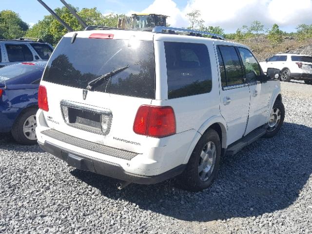 5LMFU28516LJ24580 - 2006 LINCOLN NAVIGATOR Biały zdjęcie 4