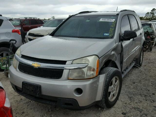 2CNDL13F576246313 - 2007 CHEVROLET EQUINOX LS SILVER photo 2