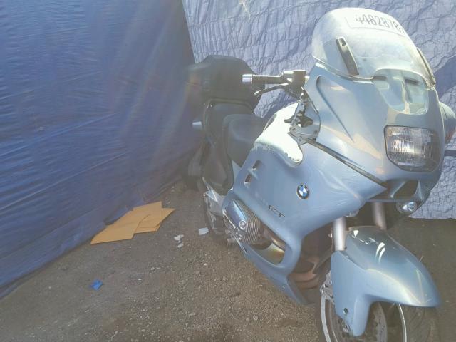 WB10418A2YZC69146 - 2000 BMW R1100 RT BLUE photo 1