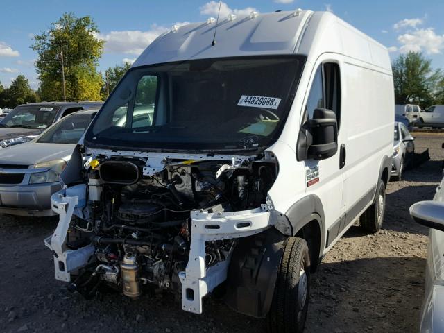 3C6TRVBG9JE113942 - 2018 RAM PROMASTER 白色 照片 2