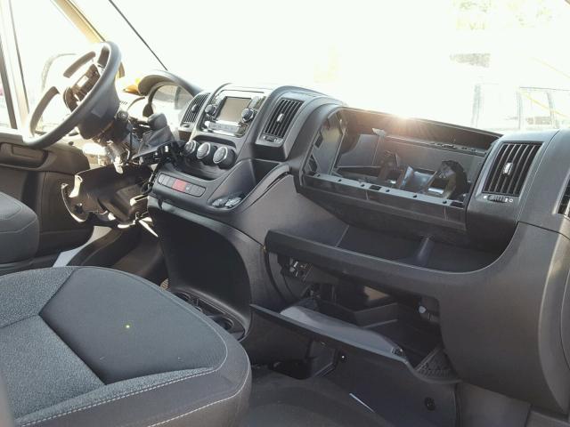 3C6TRVBG9JE113942 - 2018 RAM PROMASTER 白色 照片 9