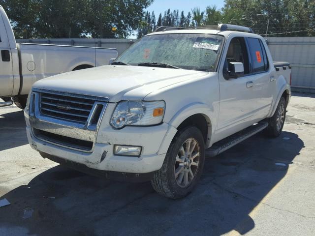 1FMEU33EX8UB26837 - 2008 FORD EXPLORER S WHITE photo 2