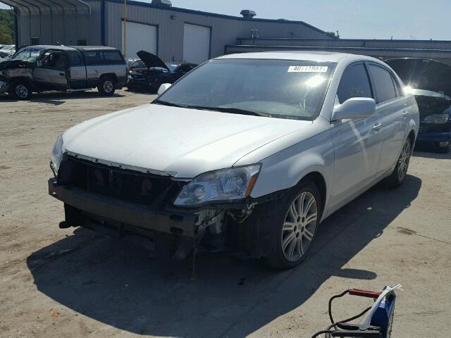 4T1BK36B27U213124 - 2007 TOYOTA AVALON XL WHITE photo 2