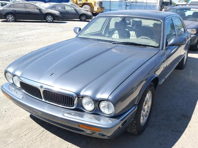 SAJDA23C8YLF16718 - 2000 JAGUAR XJ8 L GRAY photo 2