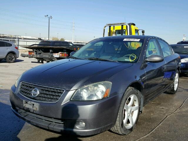 1N4BL11D16N367143 - 2006 NISSAN ALTIMA SE GRAY photo 2