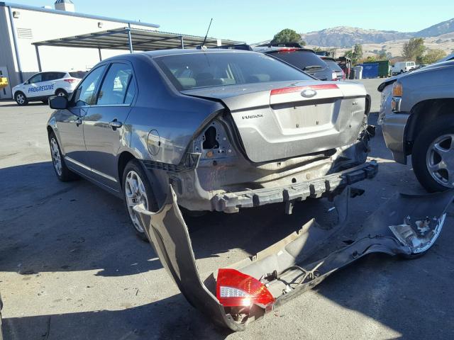 3FAHP0HAXAR237646 - 2010 FORD FUSION SE GRAY photo 3