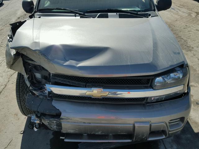 1GNDS13S152105261 - 2005 CHEVROLET TRAILBLAZE TAN photo 7