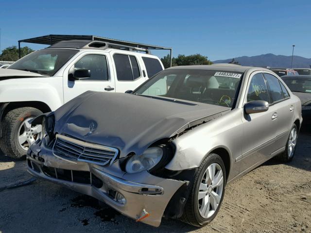 WDBUF65J83A222772 - 2003 MERCEDES-BENZ E 320 GRAY photo 2