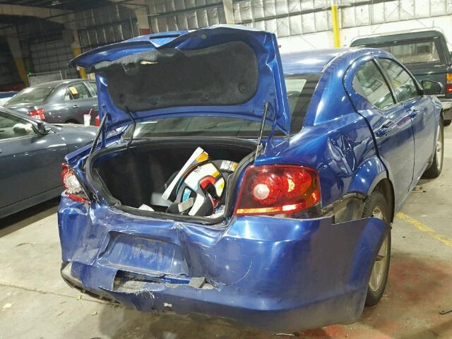 1C3CDZABXDN644818 - 2013 DODGE AVENGER SE BLUE photo 4