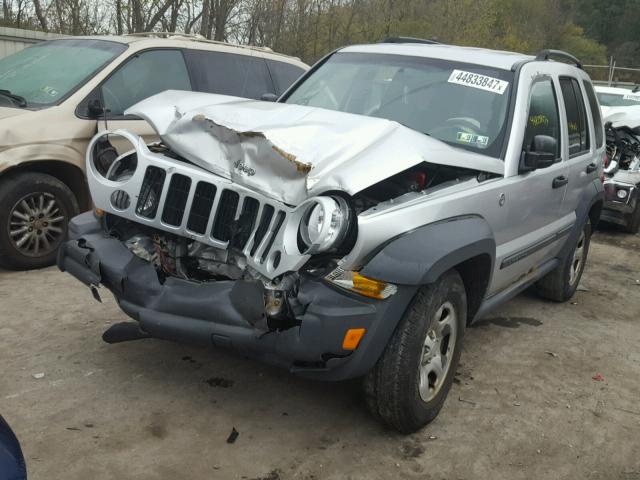 1J4GL48K37W710112 - 2007 JEEP LIBERTY SP SILVER photo 2