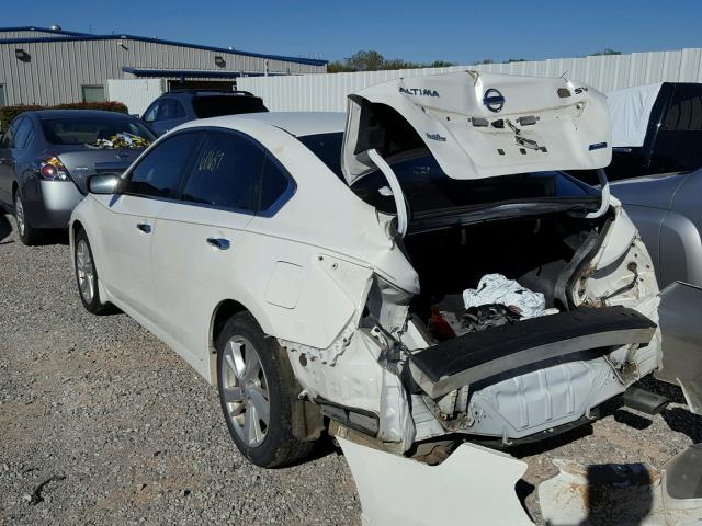 1N4AL3AP4DC261330 - 2013 NISSAN ALTIMA 2.5 WHITE photo 3