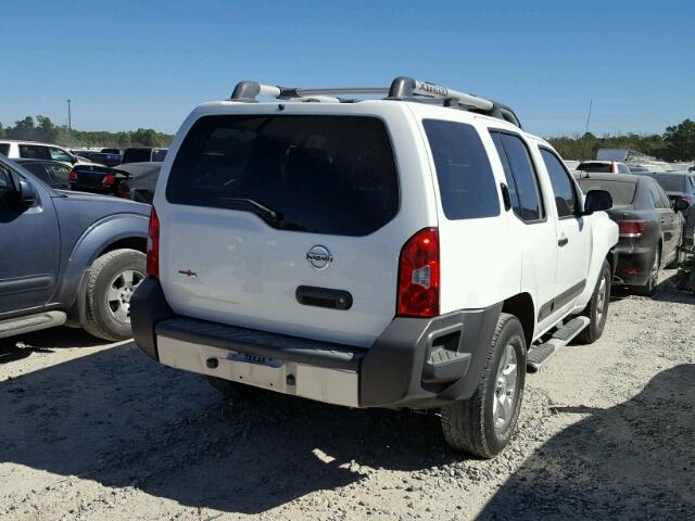 5N1AN0NU9DN826125 - 2013 NISSAN XTERRA X WHITE photo 4