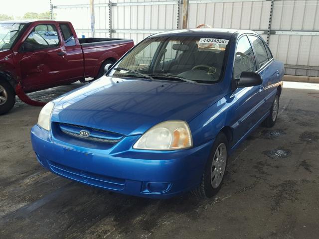 KNADC125946330632 - 2004 KIA RIO BLUE photo 2