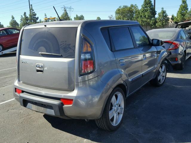 KNDJT2A23A7098604 - 2010 KIA SOUL + GRAY photo 4