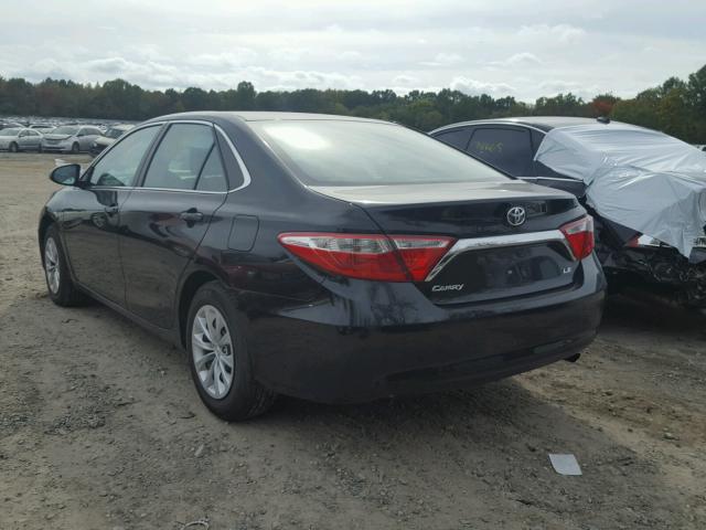 4T1BF1FK7GU579623 - 2016 TOYOTA CAMRY BLACK photo 3