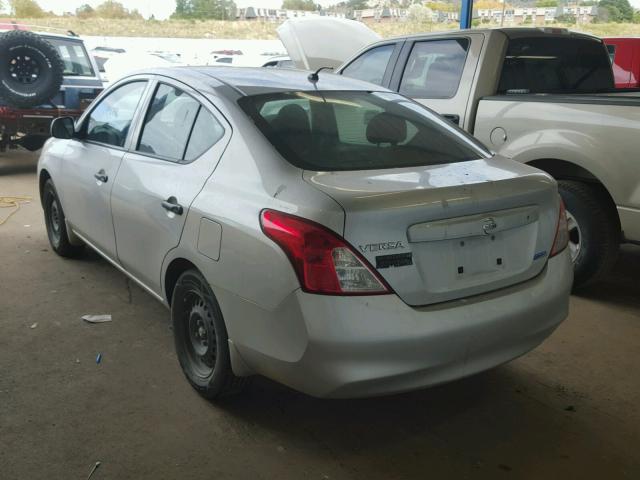 3N1CN7AP1CL861104 - 2012 NISSAN VERSA S SILVER photo 3