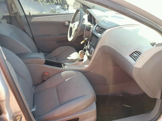 1G1ZC5E01CF104186 - 2012 CHEVROLET MALIBU 1LT 银色 照片 5