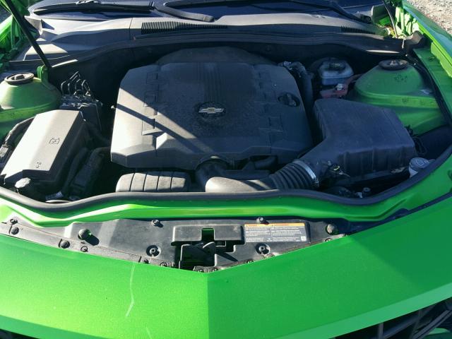 2G1FB1EVXA9211737 - 2010 CHEVROLET CAMARO GREEN photo 7