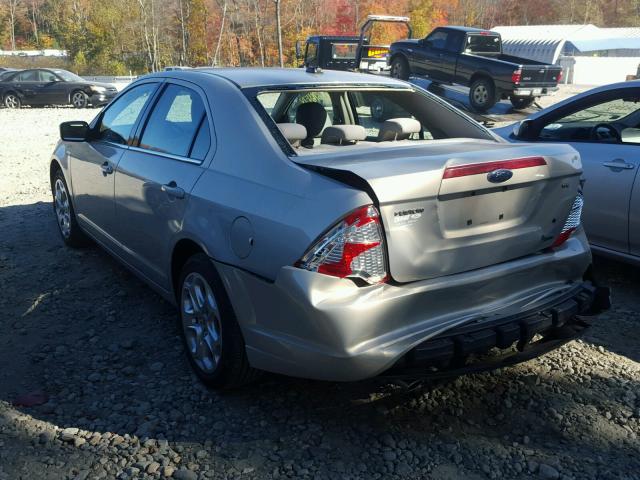 3FAHP0HG7AR223689 - 2010 FORD FUSION SE TAN photo 3