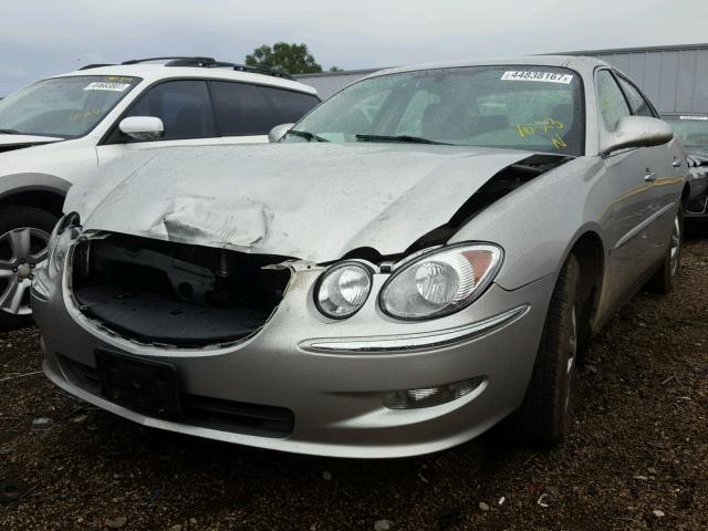 2G4WC582481342096 - 2008 BUICK LACROSSE C SILVER photo 2