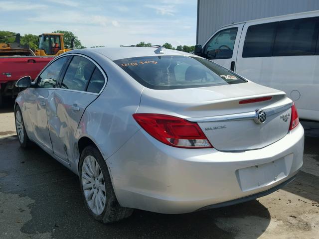 2G4GR5EK6C9116255 - 2012 BUICK REGAL SILVER photo 3