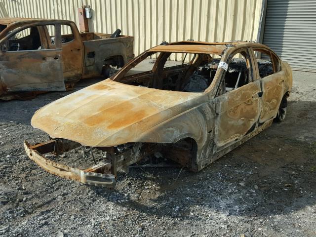 WBAPH5C57BA442313 - 2011 BMW 328 I SULE BURN photo 2