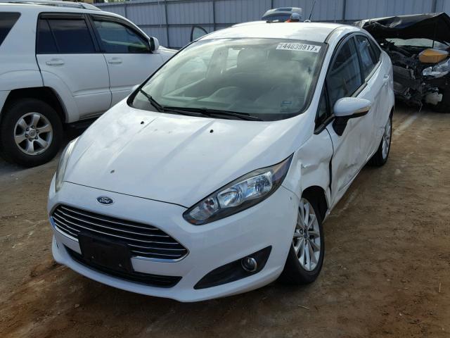 3FADP4BJ0EM166345 - 2014 FORD FIESTA WHITE photo 2