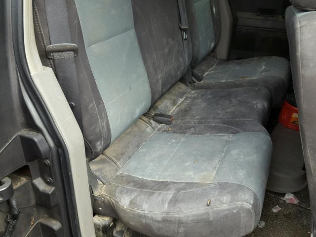 1N6AA06A44N562751 - 2004 NISSAN TITAN GRAY photo 6