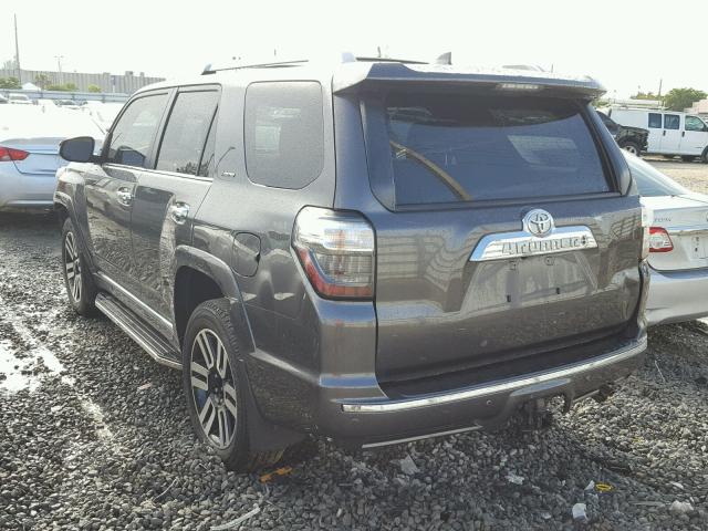 JTEBU5JRXG5305148 - 2016 TOYOTA 4RUNNER SR GRAY photo 3